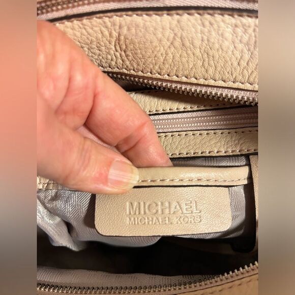 Michael Kors Fulton Medium Shoulder Handbag Ballet Pink Leather - Picture 14 of 15